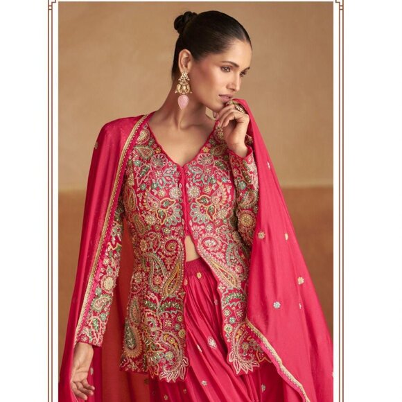 CHINON SALWAR SUIT - Picture 2 of 9